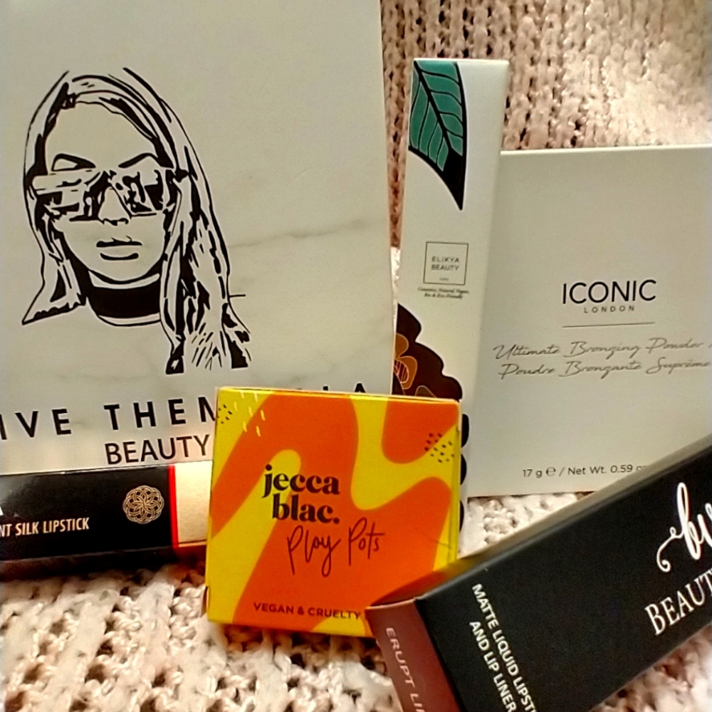 Beauty Bundle 6 pc brand new